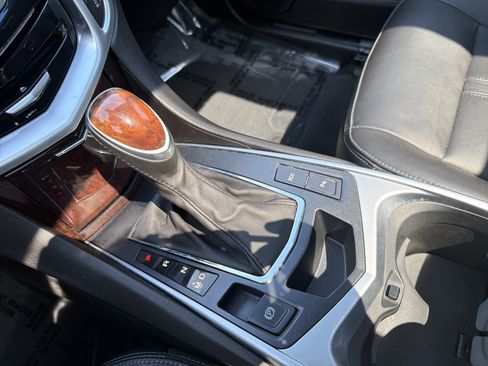 Used 2016 Cadillac SRX Luxury FWD image 29