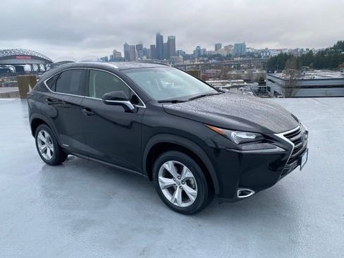 Used 2017 Lexus NX 300h AWD image 29