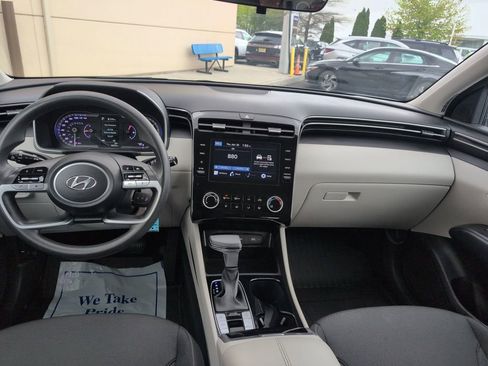 Used 2023 Hyundai Tucson SE AWD/4WD image 13