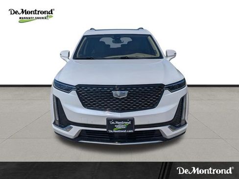 Used 2023 Cadillac XT6 Premium Luxury w/ Platinum Package FWD image 2