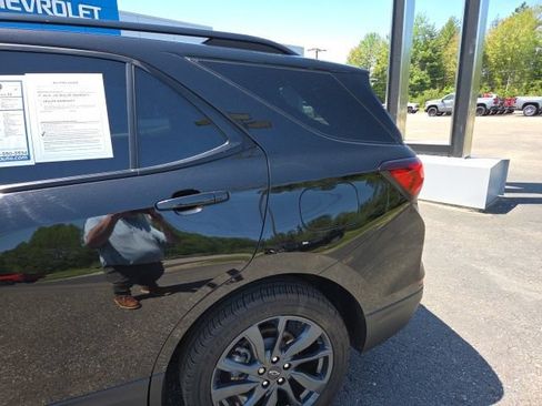 Used 2022 Chevrolet Equinox RS w/ RS Leather Package AWD/4WD image 38
