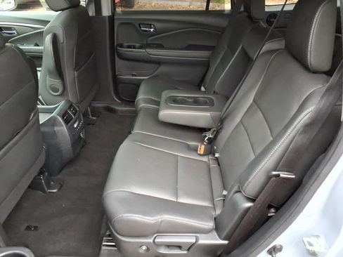 Certified 2022 Honda Pilot Special Edition image 9