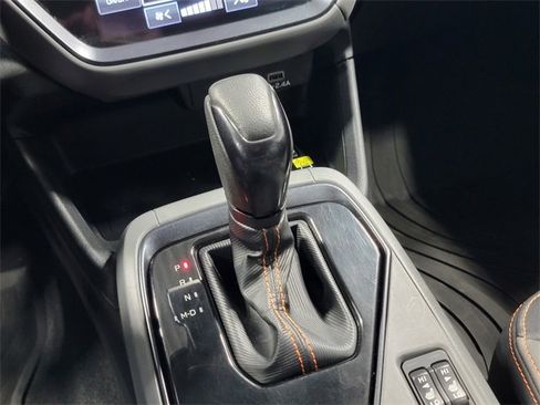 Certified 2024 Subaru Crosstrek 2.5i Limited w/ Crosstrek Mirror Package image 23