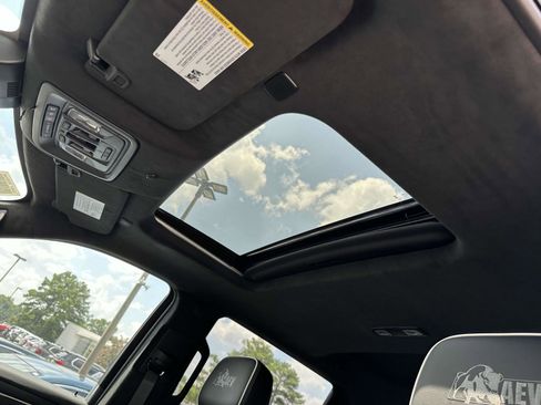 New 2025 GMC Sierra 2500 AT4X w/ AT4X AEV Edition image 17