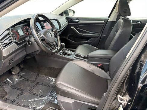 Used 2019 Volkswagen Jetta SE FWD image 10
