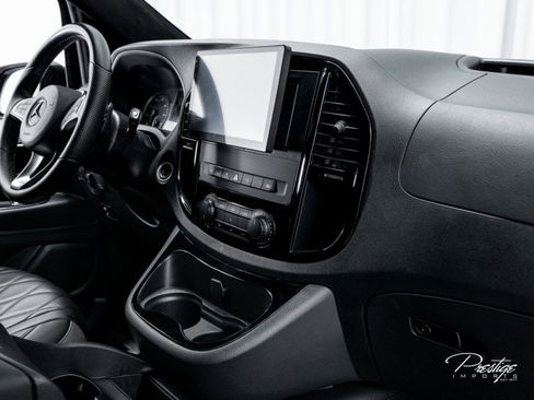 Used 2020 Mercedes-Benz Metris Passenger image 35