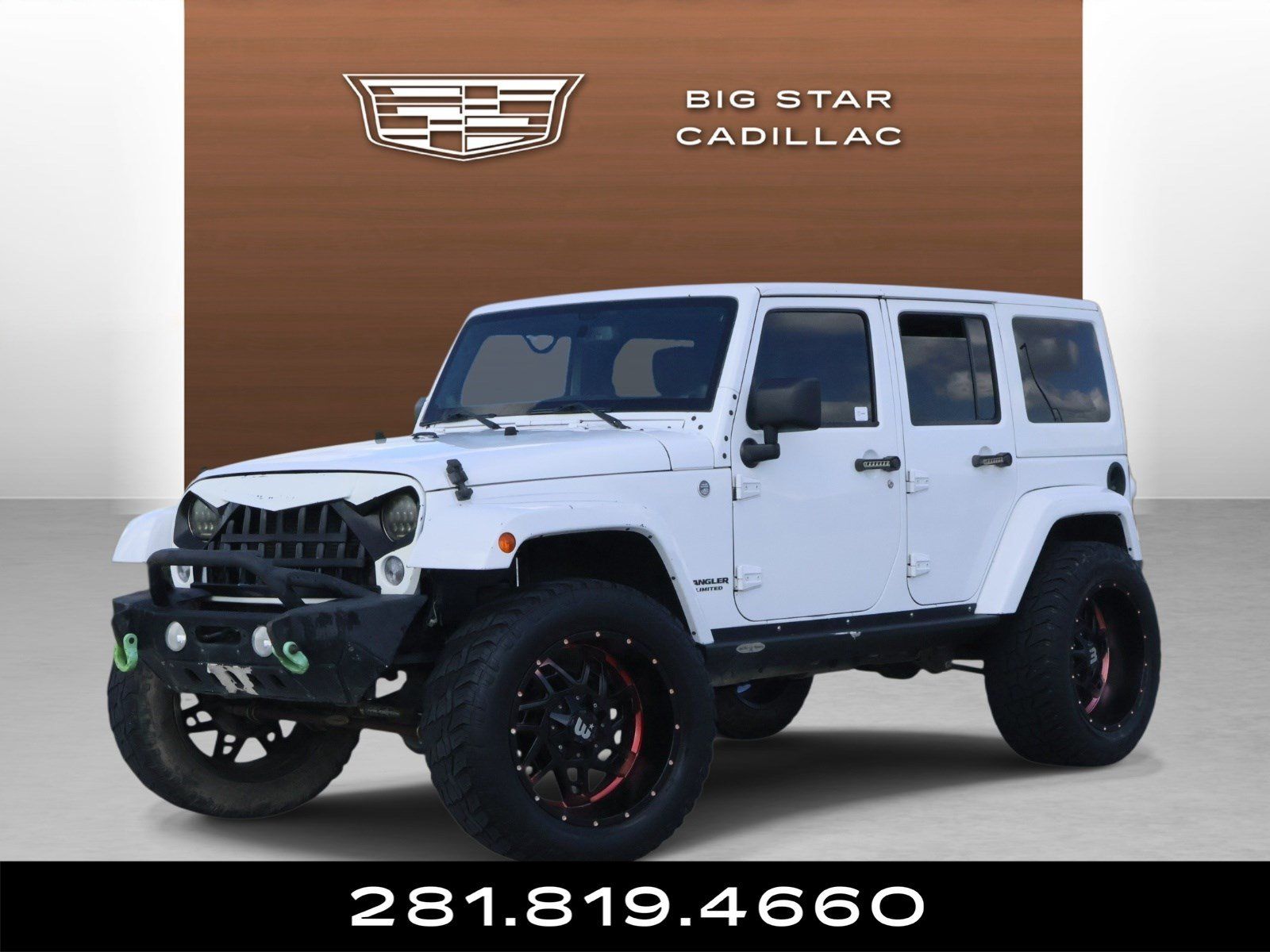 Used 2014 Jeep Wrangler Unlimited Rubicon w/ Connectivity Group AWD/4WD image 1