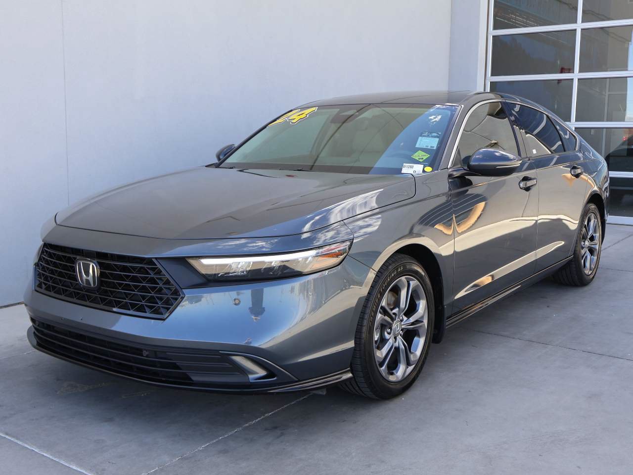 Used 2024 Honda Accord EX-L image 1