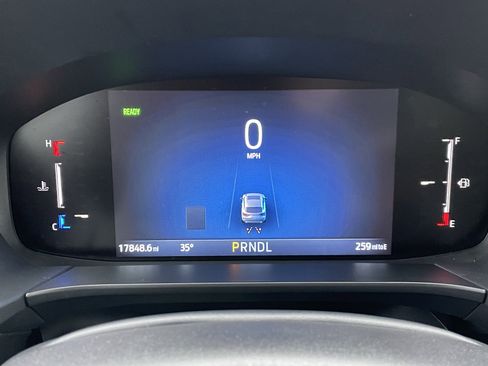 Used 2025 Ford Escape ST-Line w/ Equipment Group 301A image 22