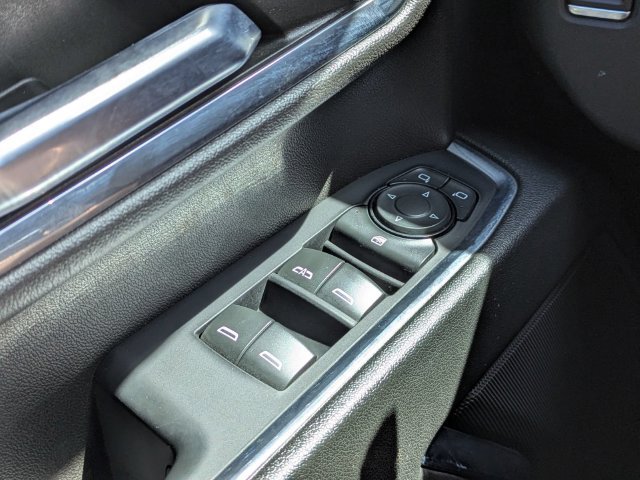 Used 2024 Chevrolet Silverado 2500 LT AWD/4WD image 25