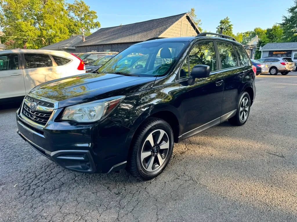 Used 2018 Subaru Forester 2.5i w/ Alloy Wheel Package AWD/4WD image 1