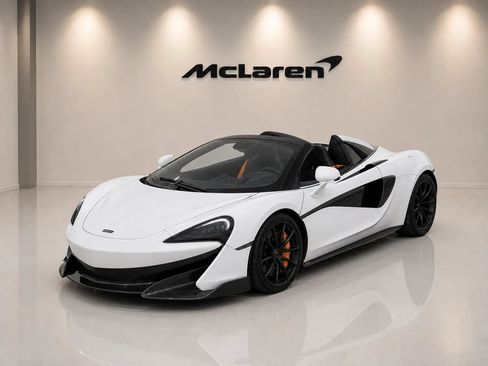 Used 2018 McLaren 570S Spider RWD image 11