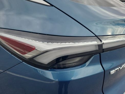 Used 2025 Buick Envista Avenir image 24