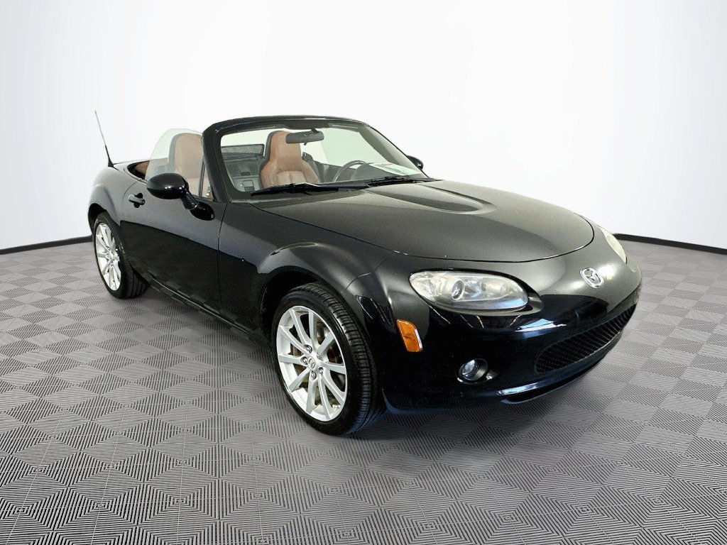 Used 2007 MAZDA MX-5 Miata Grand Touring w/ Premium Pkg RWD image 34