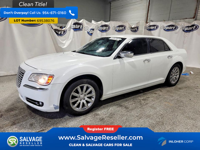 Used 2013 Chrysler 300 C RWD image 1