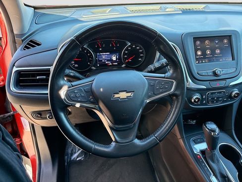 Used 2020 Chevrolet Equinox LT image 11