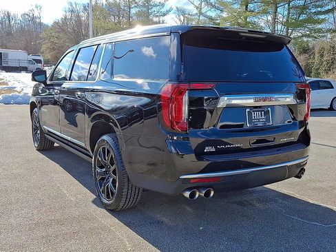 Certified 2023 GMC Yukon XL Denali image 7