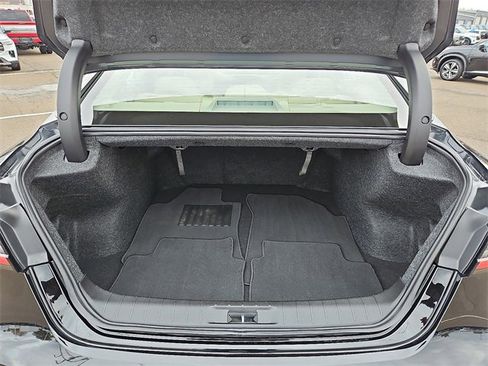 Used 2023 Nissan Maxima Platinum image 31