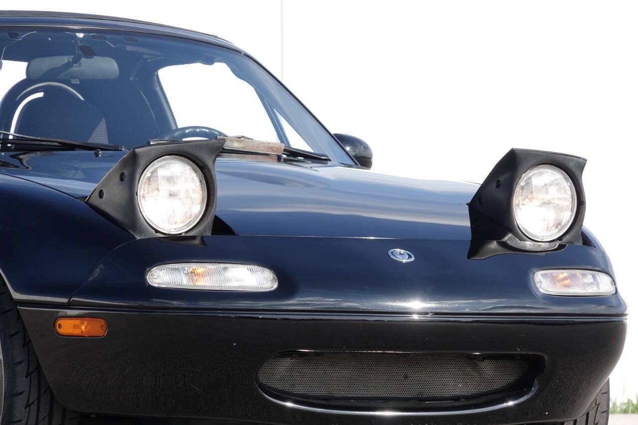 Used 1996 MAZDA MX-5 Miata RWD image 57