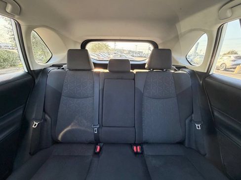Used 2020 Toyota RAV4 XLE FWD image 24