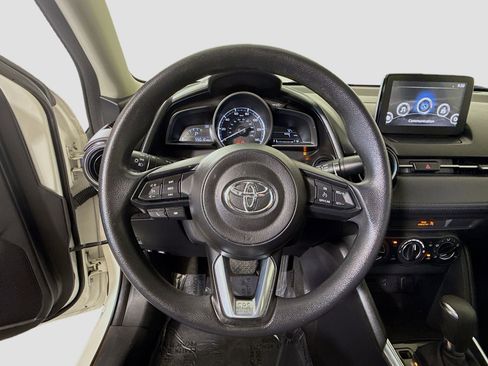Used 2019 Toyota Yaris LE image 13