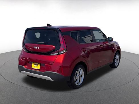 Used 2024 Kia Soul LX w/ Option Group 015 FWD image 14