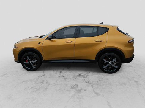 Used 2024 Dodge Hornet GT image 5