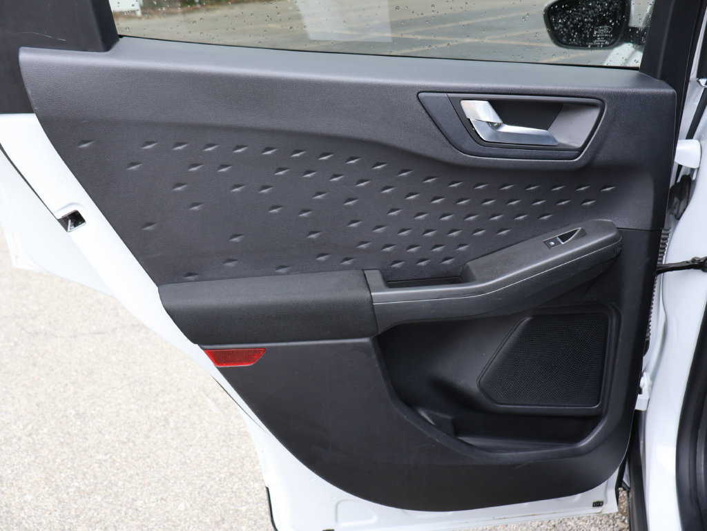 Used 2020 Ford Escape SE FWD image 13