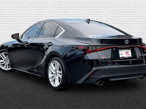 Used 2023 Lexus IS 300 w/ Comfort Package RWD image 4