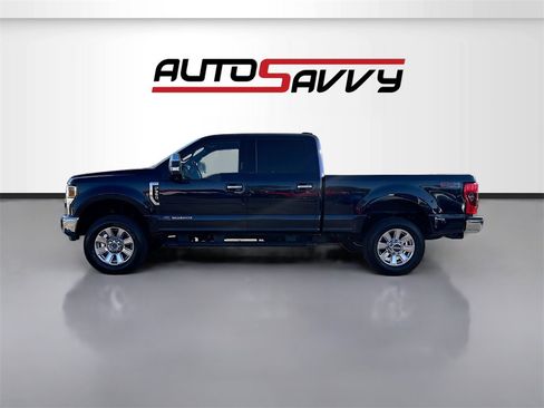 Used 2022 Ford F350 Lariat w/ Chrome Package image 4
