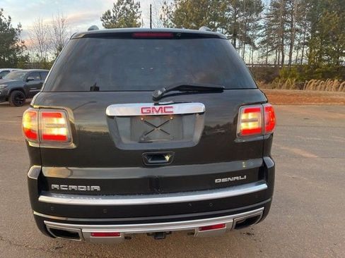Used 2014 GMC Acadia Denali image 6