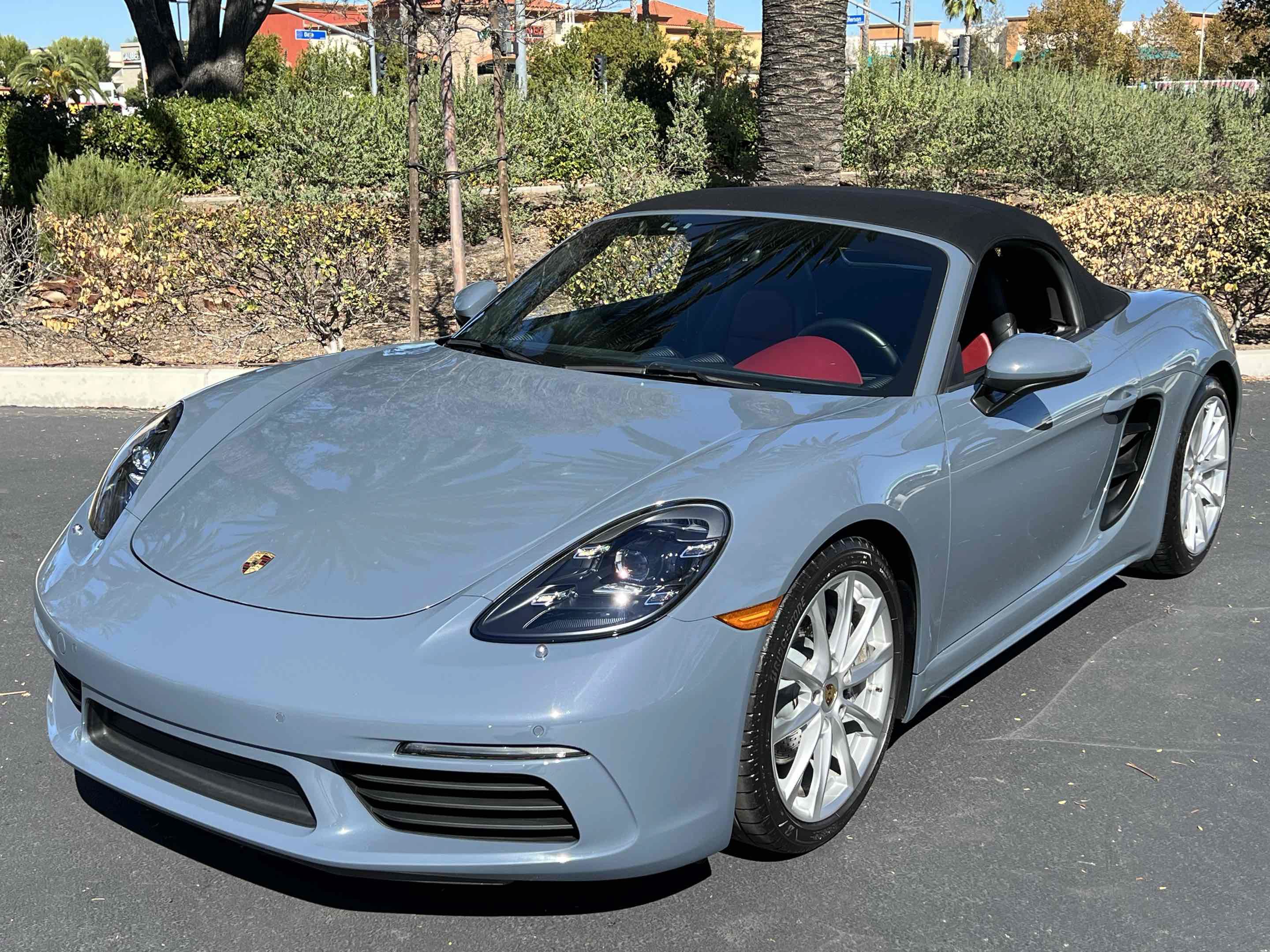Used 2017 Porsche 718 Boxster RWD image 38