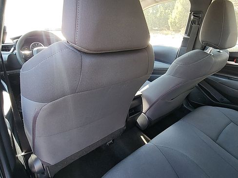 Used 2020 Toyota Corolla LE image 21