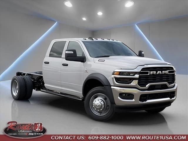 New 2026 RAM 5500 Tradesman w/ Chrome Appearance Group AWD/4WD image 6