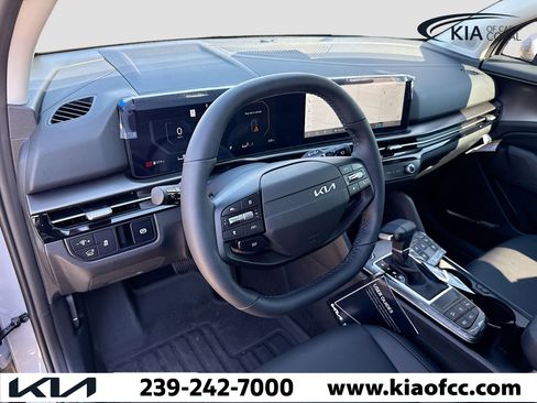 New 2026 Kia Sportage SX image 24