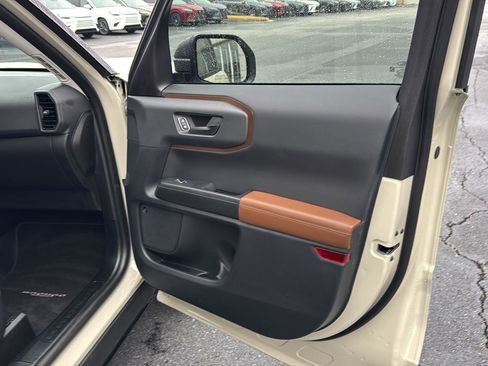 Used 2024 Ford Bronco Sport Badlands w/ Premium Package image 12