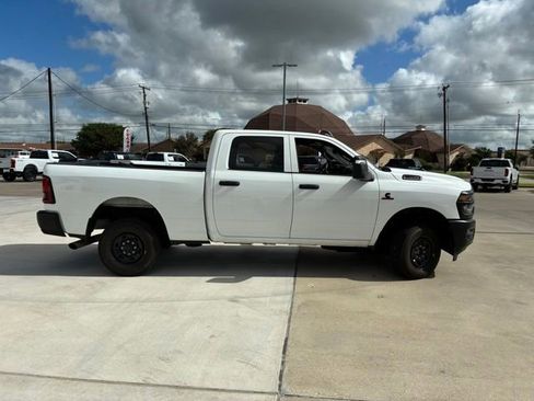 Used 2025 RAM 2500 Tradesman AWD/4WD image 2