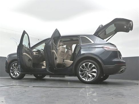 Certified 2023 Lincoln Nautilus Reserve w/ Equipment Group 201A image 57