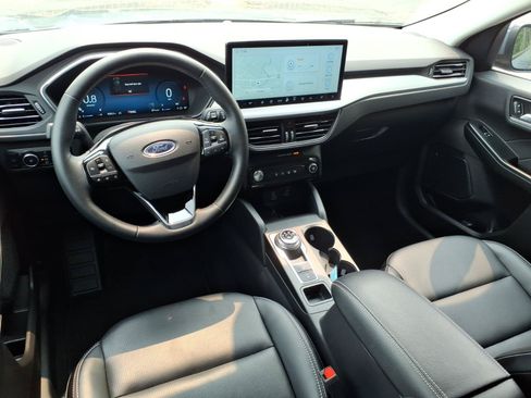 Used 2025 Ford Escape Platinum AWD/4WD image 8