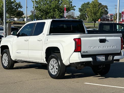 Certified 2025 Toyota Tacoma SR5 image 6