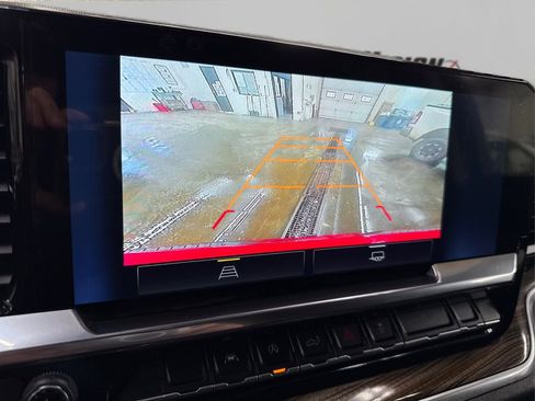 Used 2023 Chevrolet Silverado 1500 RST w/ Z71 Off-Road Package image 28