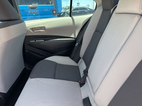 Used 2023 Toyota Corolla LE FWD image 12