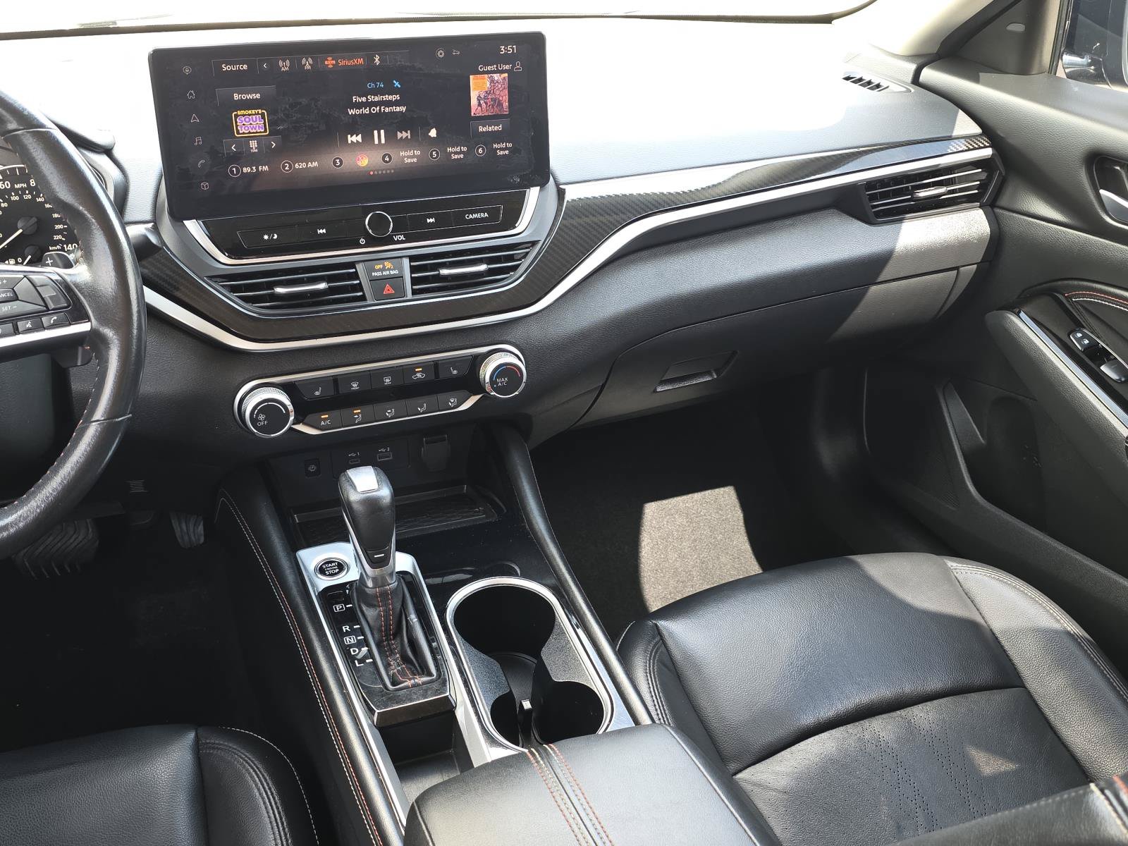 Used 2023 Nissan Altima 2.5 SR w/ SR Premium Package FWD image 10