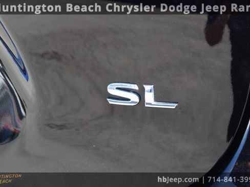 Used 2019 Nissan Rogue Sport SL w/ Premium Package image 6