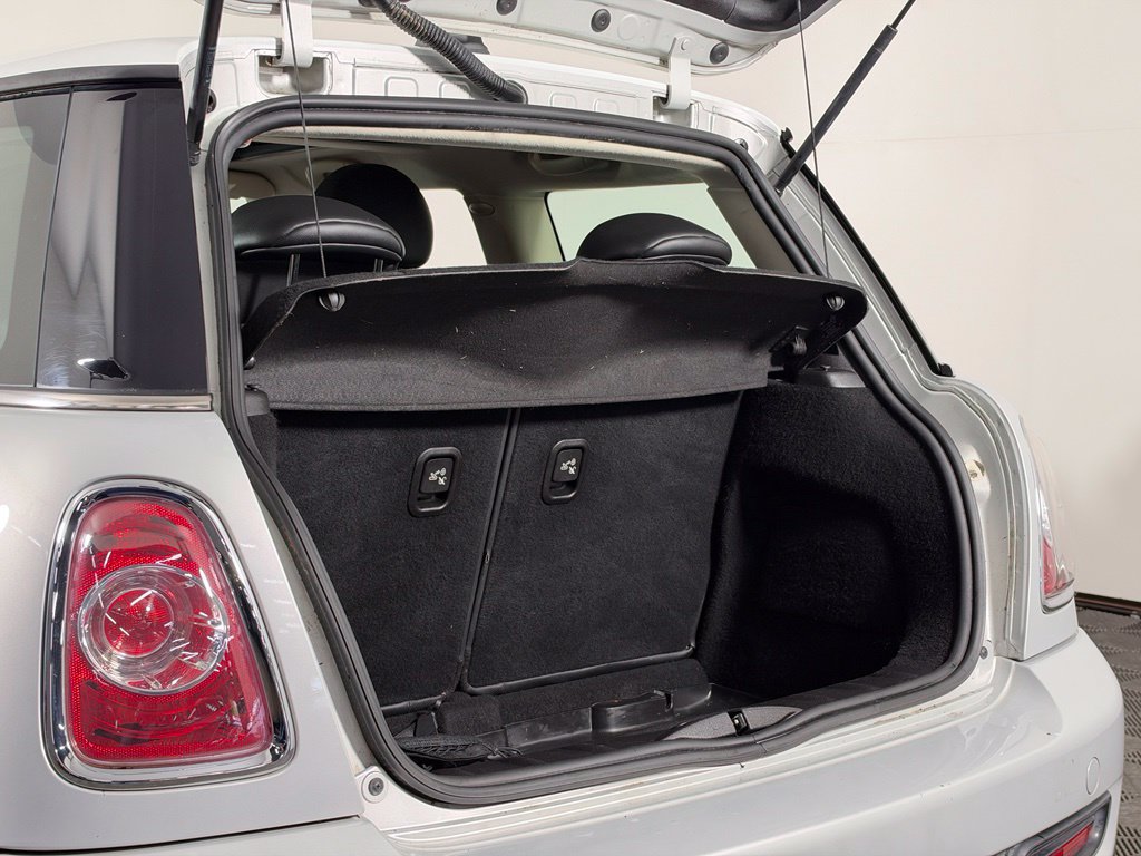 Used 2011 MINI Cooper S FWD image 32