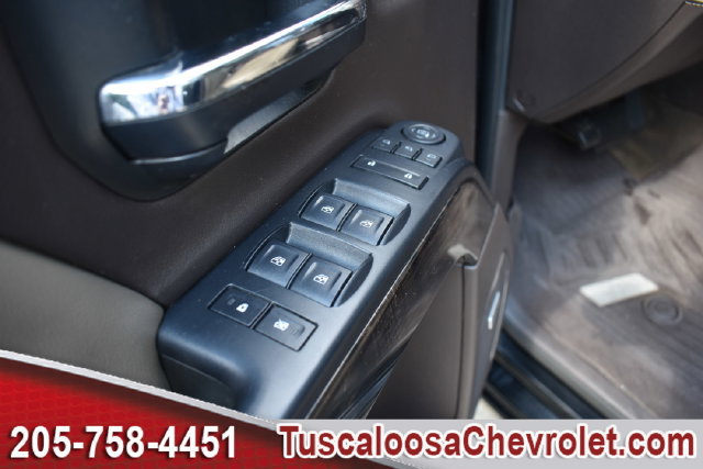 Used 2016 GMC Sierra 1500 Denali w/ Enhanced Driver Alert Package AWD/4WD image 19