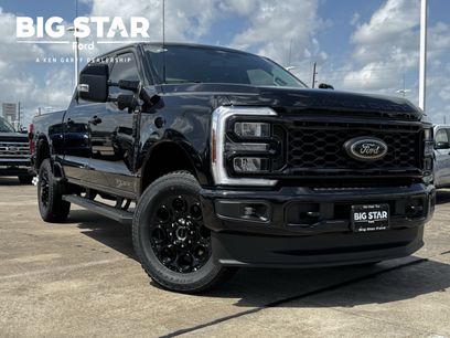 New 2026 Ford F250 Lariat w/ Black Appearance Package