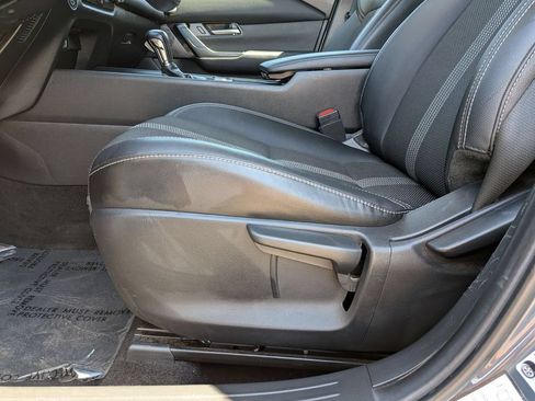 Used 2025 MAZDA CX-50 AWD 2.5 S w/ Select Package image 14