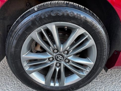 Used 2017 Toyota Camry SE image 31