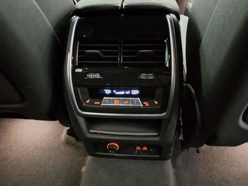 Used 2024 BMW X5 xDrive40i w/ Premium Package image 15